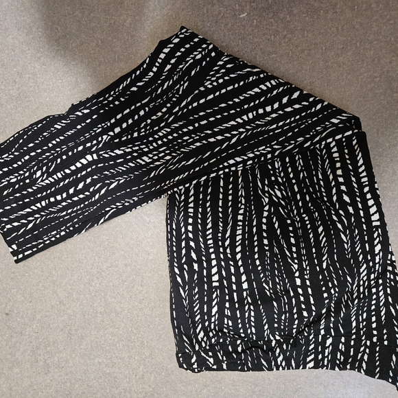 Marla Wynne pants - Picture 3 of 3